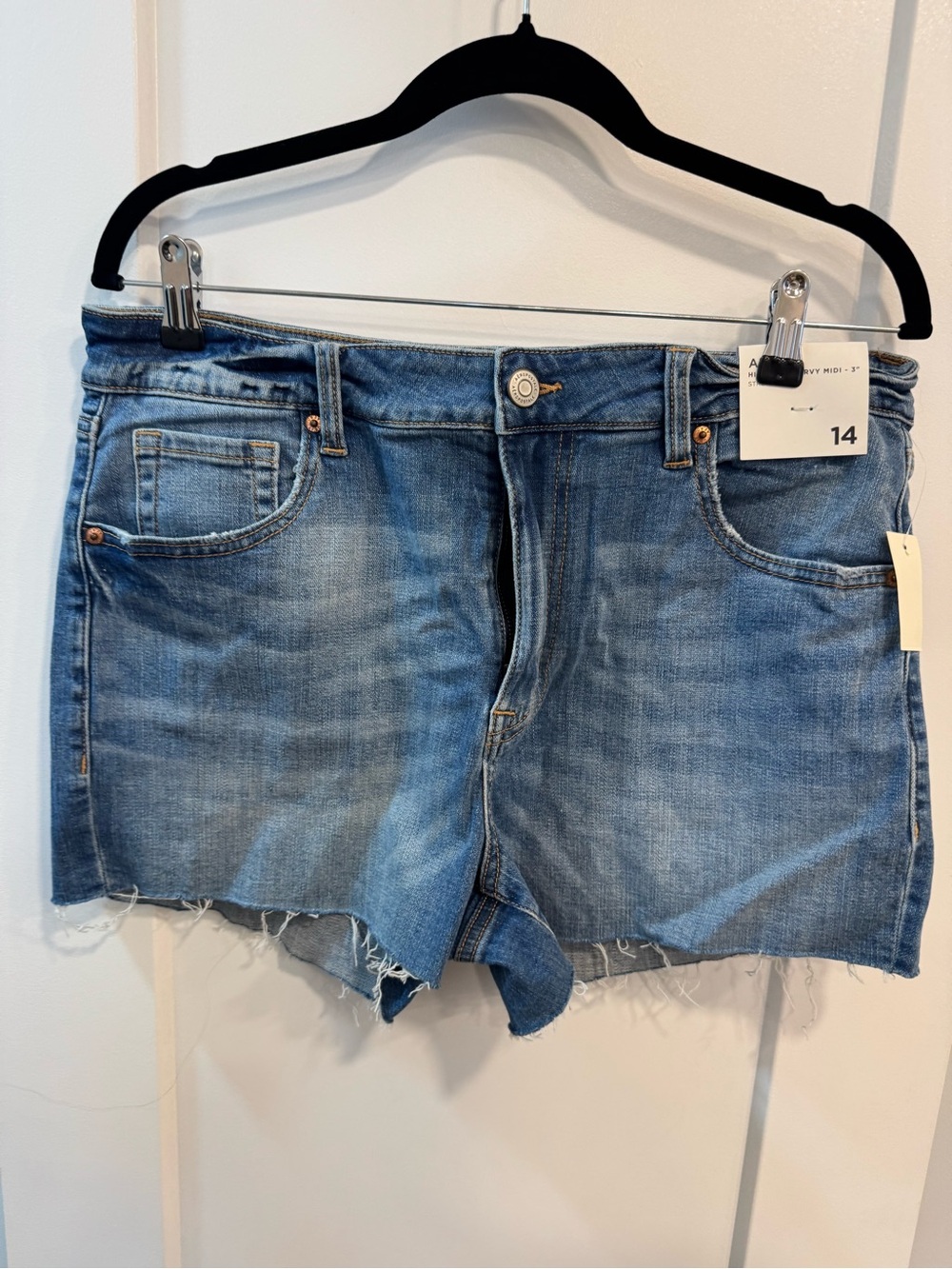 Aeropostale Distressed Light Blue Denim Shorts size 14 NWT